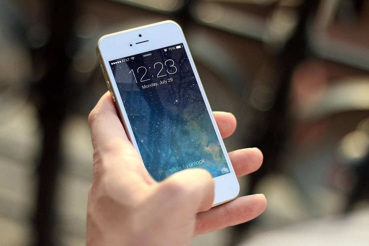 Como revender iPhone: Onde comprar e como lucrar com essa revenda