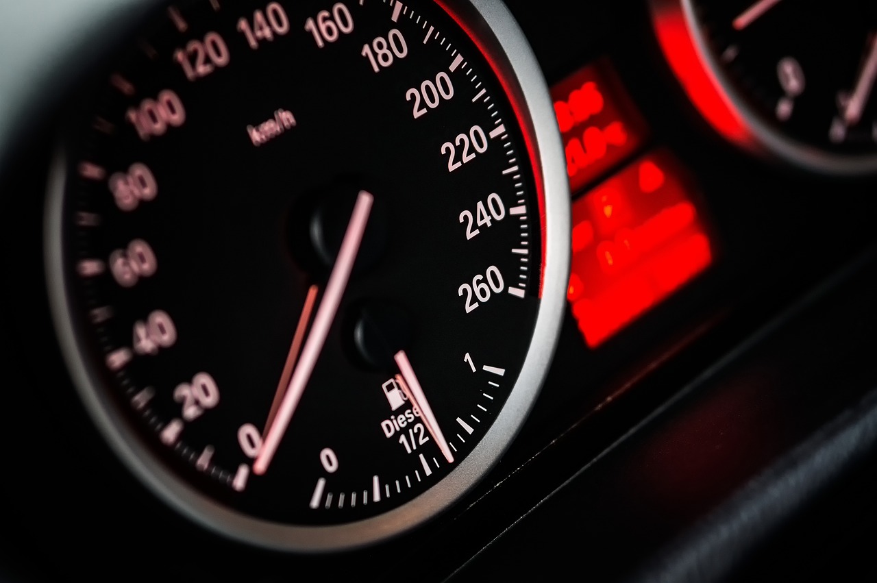 Trabalhar na Maxim: veja como funciona e quanto ganha um motorista