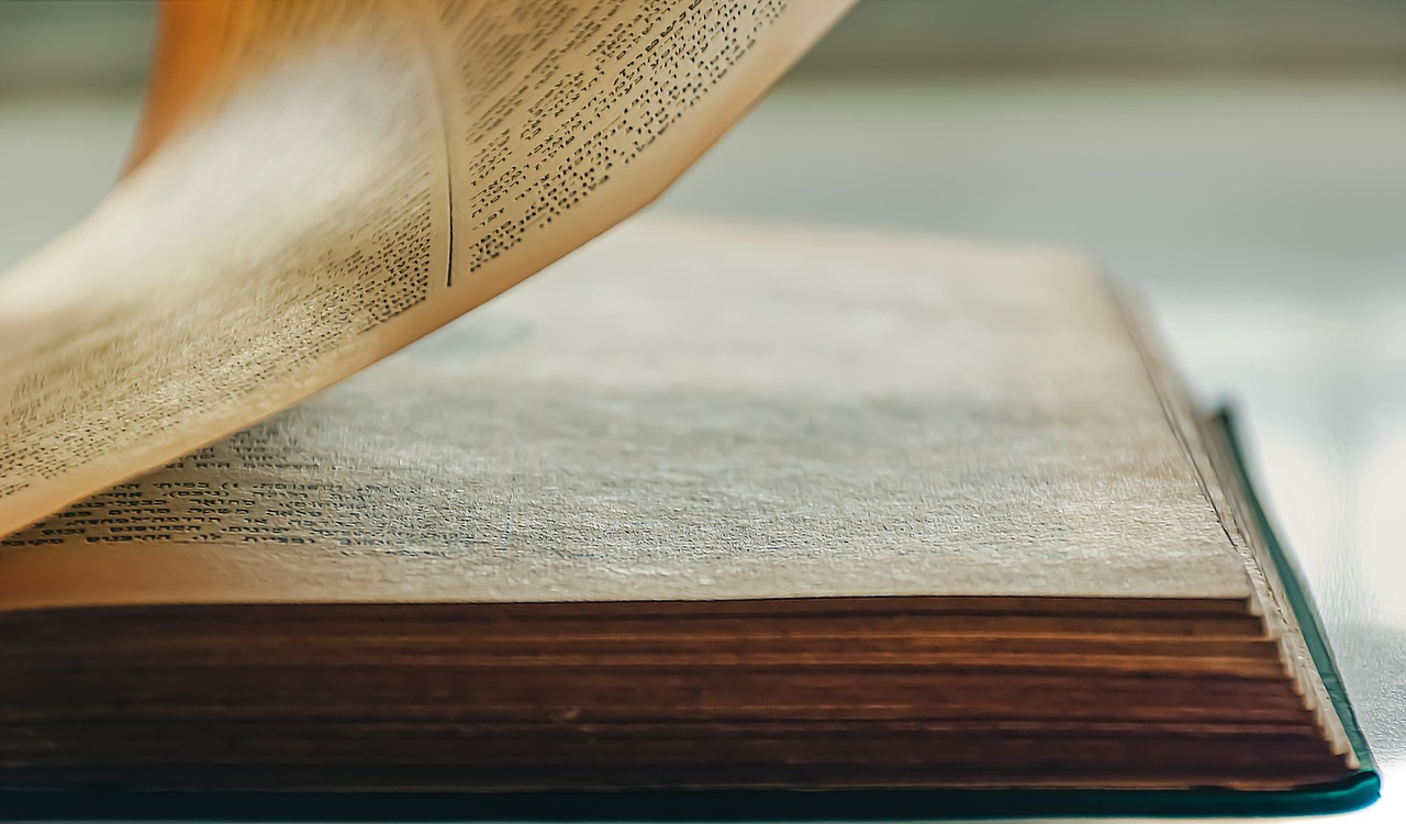 Vender ebook é crime? Descubra o que a lei diz antes de começar