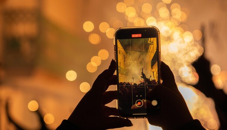 Como ser instrutor de tiro? Veja o que é exigido e quanto ganha na área