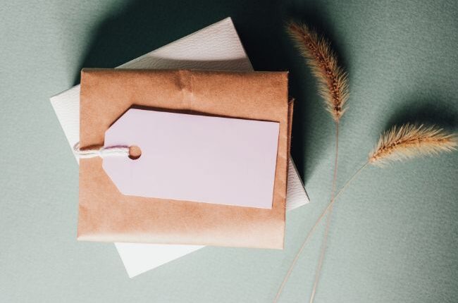 5 Dicas para Deixar Suas Amostras de Brincos e Acessórios Mais Atrativas ao Público