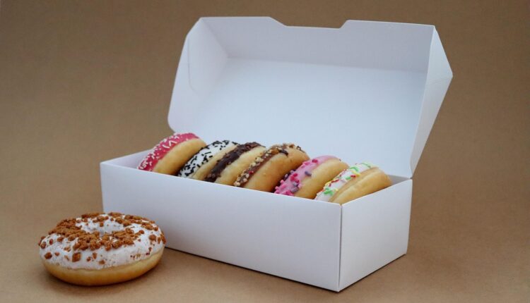 Caixinha com 4 ou 6 docinhos: Veja quanto cobrar e atrair clientes