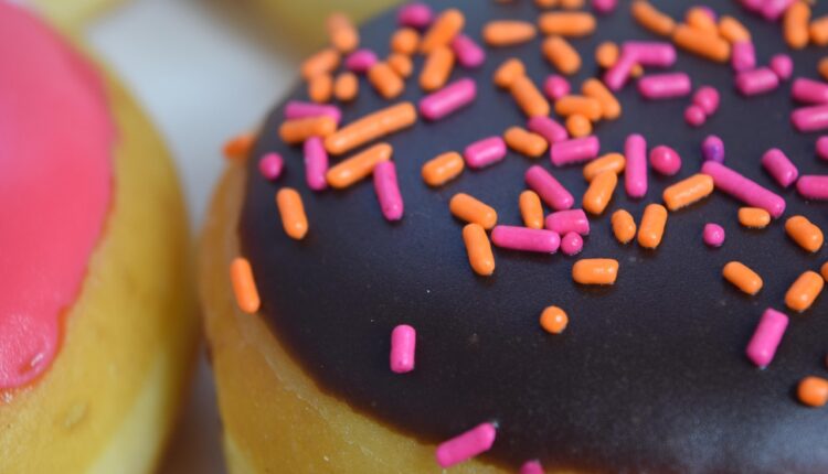 Donuts para vender: Aprenda como fazer e faturar em casa