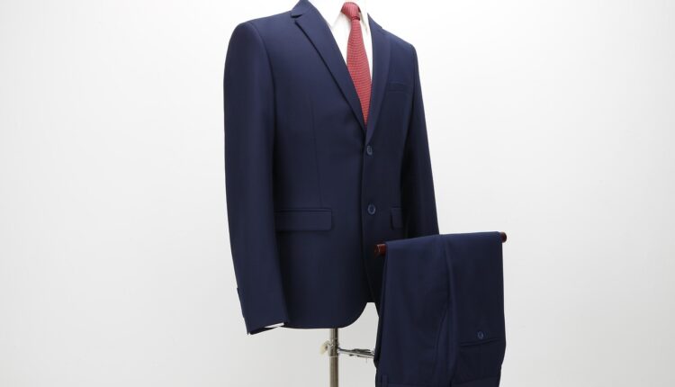 7 marcas brasileiras de terno que você precisa conhecer
