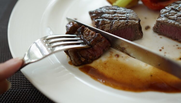 Outback é franquia? Veja como funciona e se dá lucro