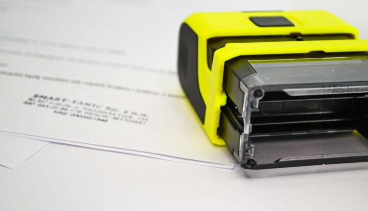 Quanto custa para reconhecer firma em cartório em 2025